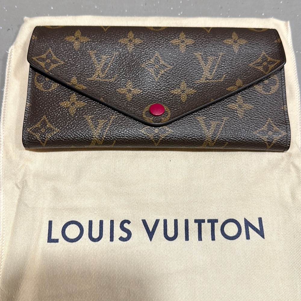 Louis Vuitton Wallet